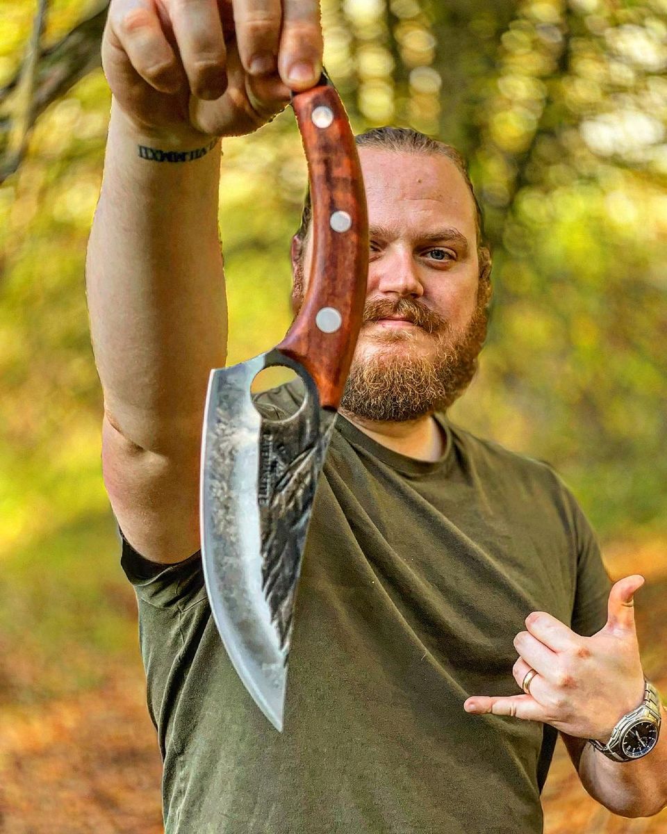 Knife Care 101: How to Maintain Your Carbon Steel Blades - The Cavemanstyle