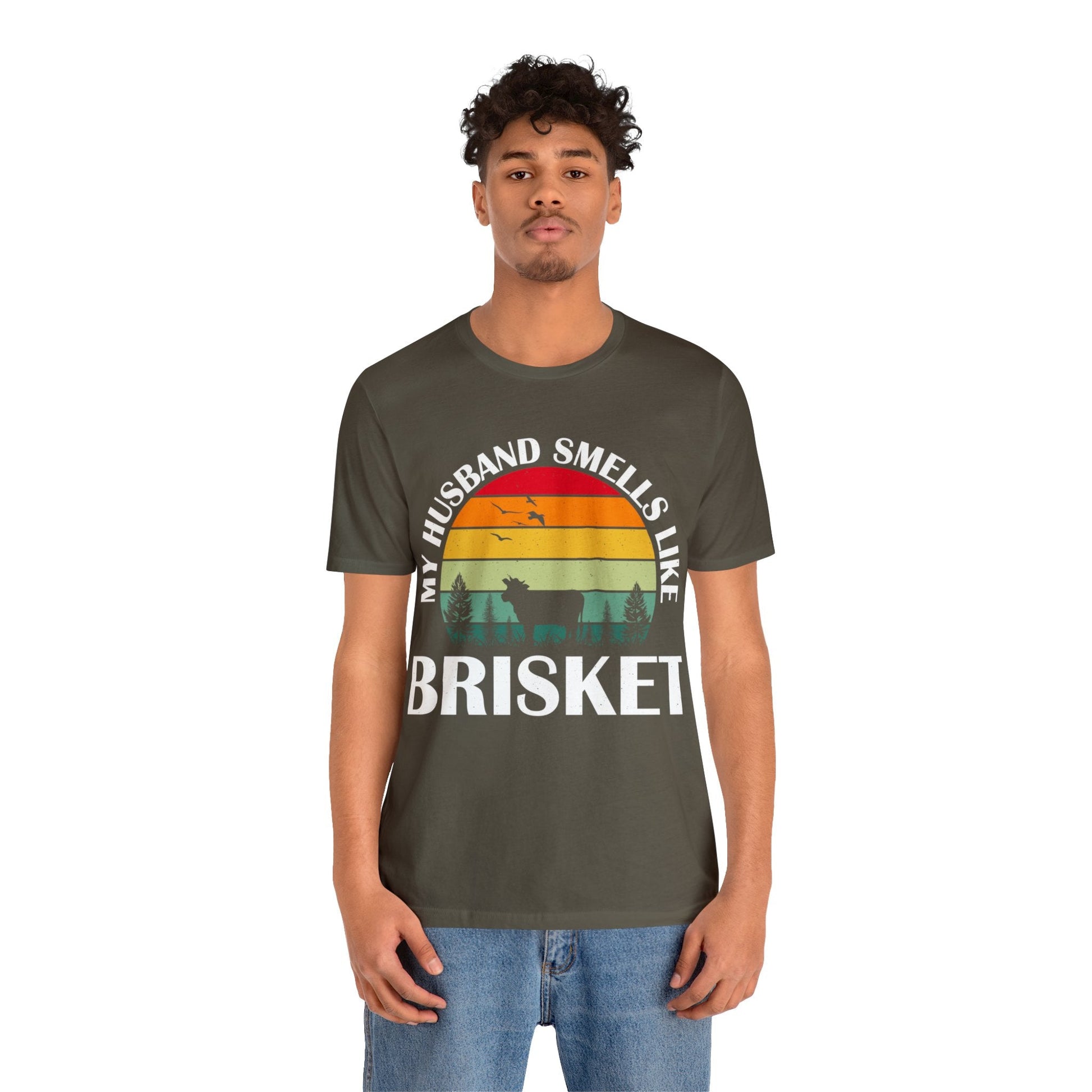 My husband smells like brisket "retro" T - Shirt - The Cavemanstyle